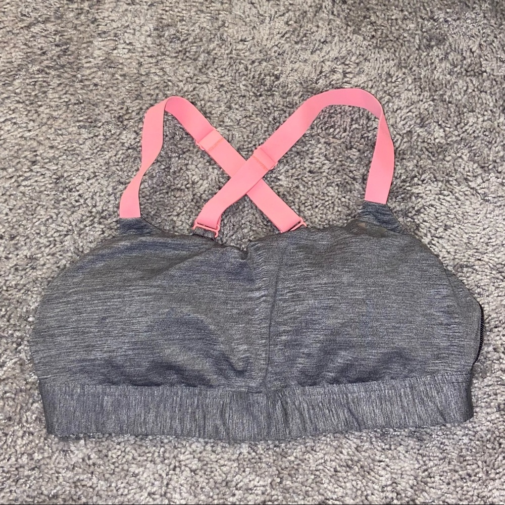 Women’s Under Armour sports bra
